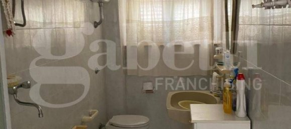 3 غرف نوم فيلا في Santa Giusta, Italy رقم 270061 16