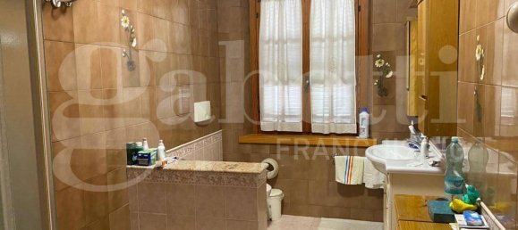 3 غرف نوم فيلا في Santa Giusta, Italy رقم 270061 9