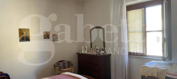 3 غرف نوم فيلا في Santa Giusta, Italy رقم 270061 8