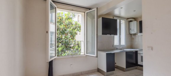 Apartamento de 2 dormitorios en Paris, France No. 172605 3