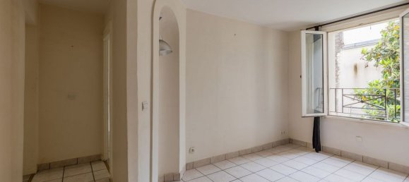 Apartamento de 2 dormitorios en Paris, France No. 172605 2