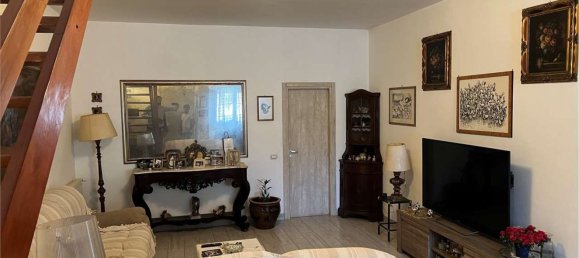 Apartamento de 6 divisões em Pomezia, Italy N.º 202955 27