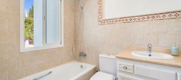 5 Schlafzimmer Stadthaus in Marbella, Spain, Nr. 134042 24