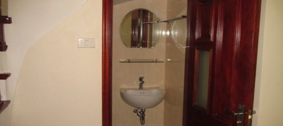 220m² House in Cau Giay, Vietnam No. 287 4