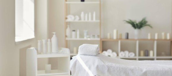 160m² Office in Vocklabruck, Austria No. 19313 6