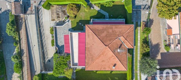 4 bedrooms Villa in Casnate con Bernate, Italy No. 360389 6