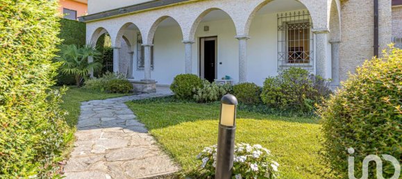 4 bedrooms Villa in Casnate con Bernate, Italy No. 360389 7