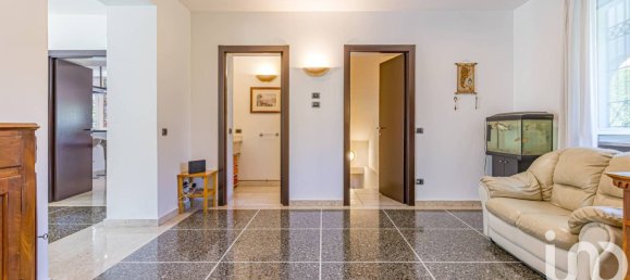 4 bedrooms Villa in Casnate con Bernate, Italy No. 360389 26