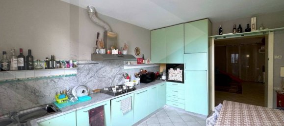 3 bedrooms Apartment in Ponsacco, Italy No. 27930 5