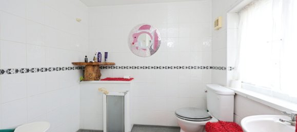 3 bedrooms House in Freshwater and Totland, United Kingdom No. 2067 2