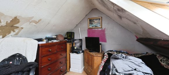 3 bedrooms House in Freshwater and Totland, United Kingdom No. 2067 16