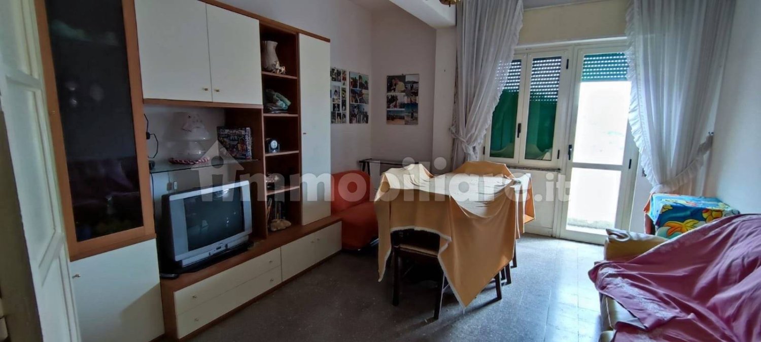 Apartamento T3 em Catanzaro, Italy N.º 255366