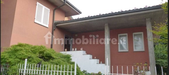 Вилла с 3 спальнями в Фоссано, Италия № 332850 2