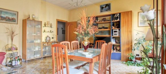 5 rooms Apartment in Rome, Italy No. 17523 25