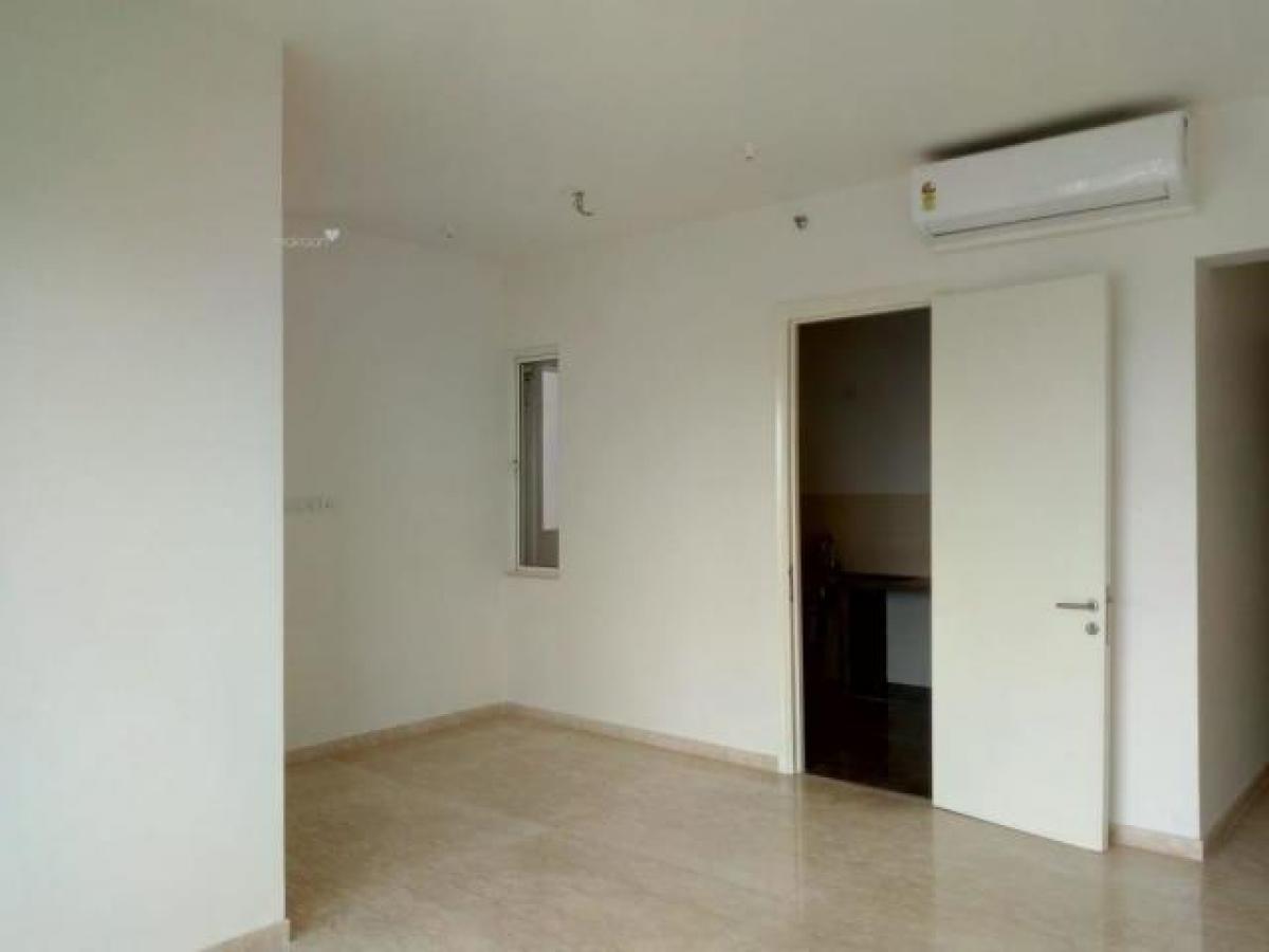 2 bedrooms House in Mumbai, India No. 6056