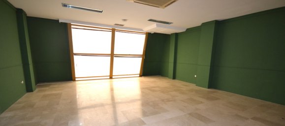 70m² Commercial property in Marbella, Spain No. 81720 2