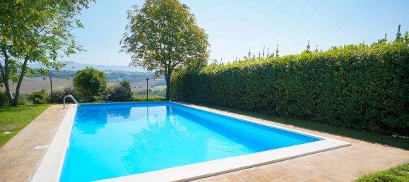 6 bedrooms House in Todi, Italy No. 67671 4