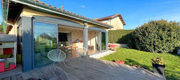 3 bedrooms Villa in Ain, France No. 339318 15