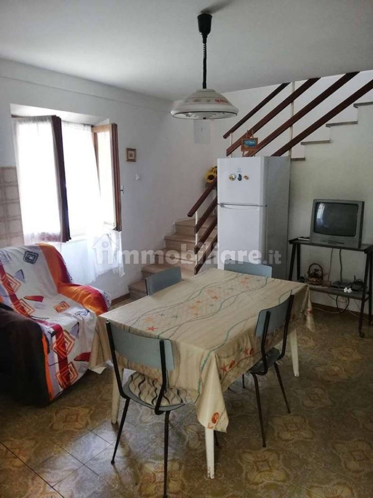 Casa de 5 habitaciónes en Senigallia, Italy No. 257529