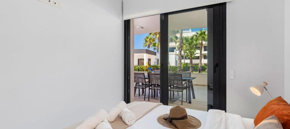 Apartamento de 2 dormitorios en Dehesa De Campoamor, Spain No. 188088 13