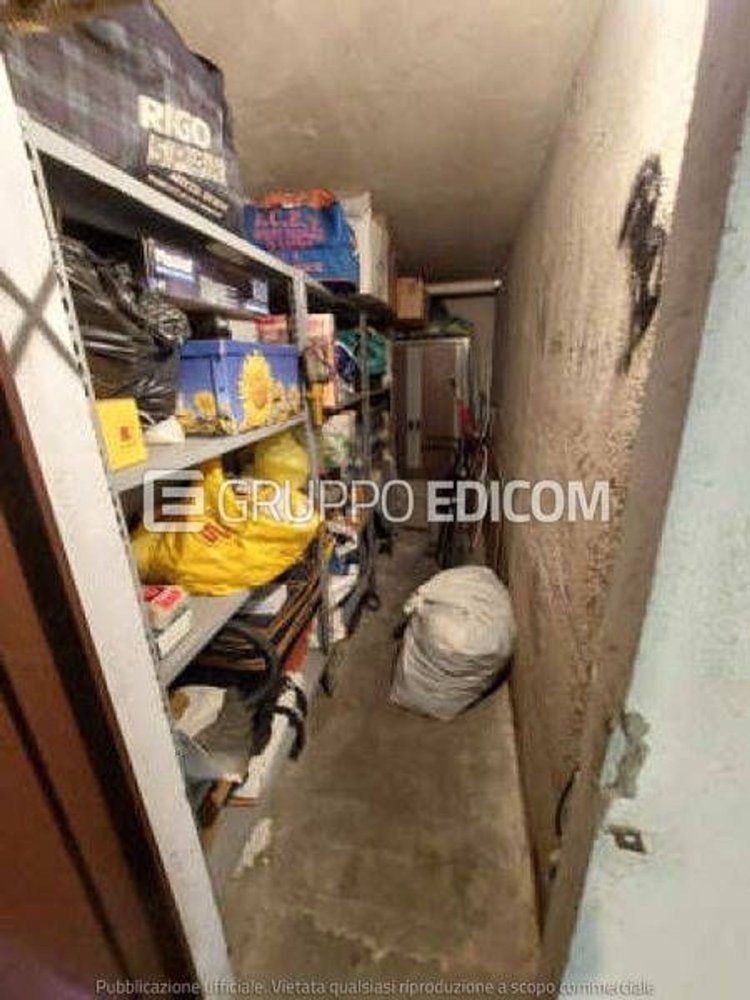 Apartamento de 3 divisões em Busto Garolfo, Italy N.º 16805