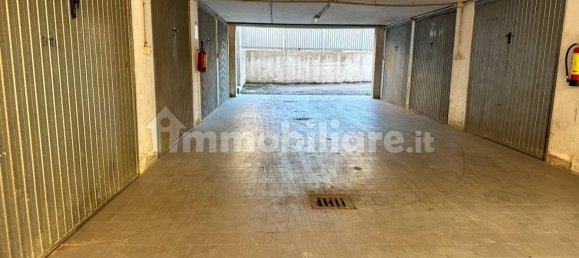 Garage à Perugia, Italy 18m² No. 349822 2