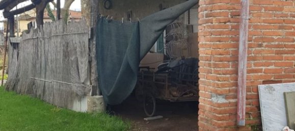 Casa de 13 divisões em Lucca, Italy N.º 256429 16