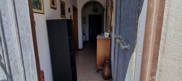 Casa de 13 divisões em Lucca, Italy N.º 256429 17