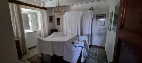 Casa de 13 divisões em Lucca, Italy N.º 256429 20