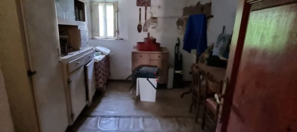 Casa de 13 divisões em Lucca, Italy N.º 256429 19