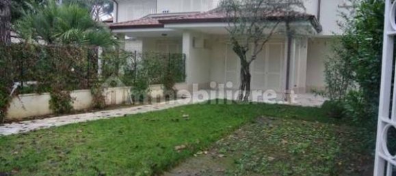 3 chambres Villa à Forte dei Marmi, Italy No. 189033 23