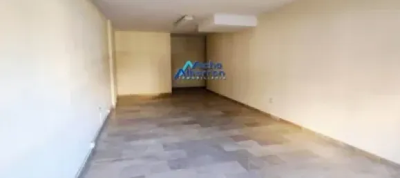 56m² Office in Badajoz, Spain No. 156048 8