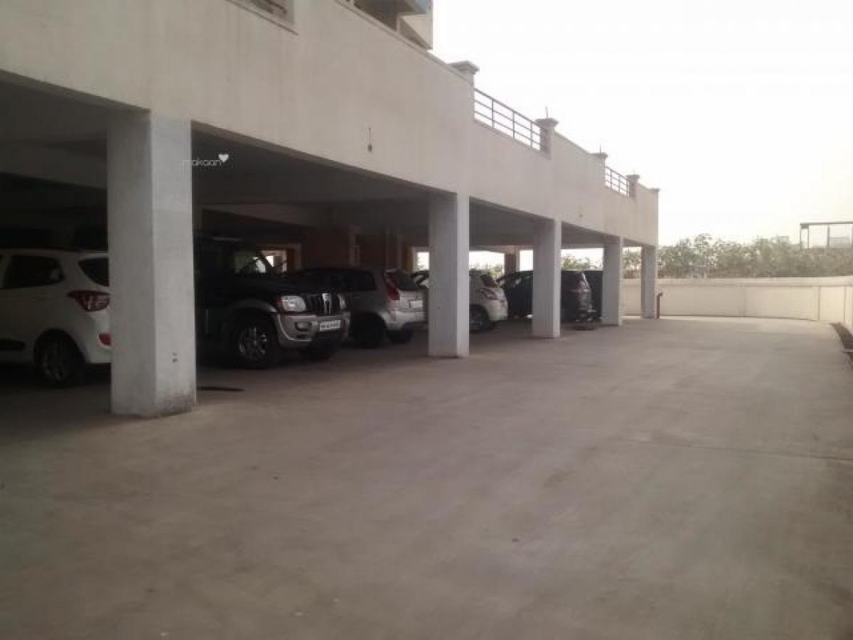 2 bedrooms House in Mumbai, India No. 17535