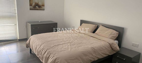 2 bedrooms Apartment in Ta' Xbiex, Malta No. 5050 5