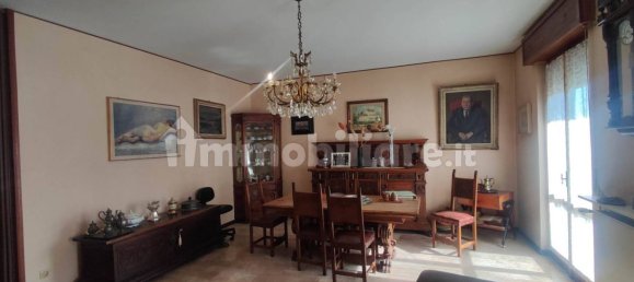 3 Schlafzimmer Wohnung in Piacenza, Italy, Nr. 217711 2