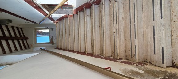 12 rooms House in Osimo, Italy No. 286260 25