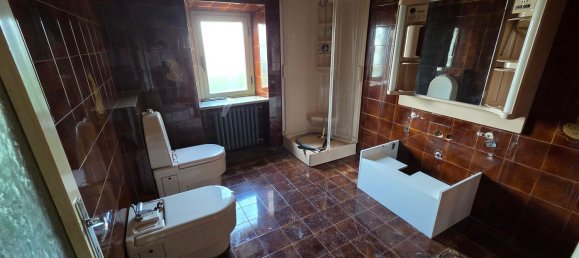 12 rooms House in Osimo, Italy No. 286260 32