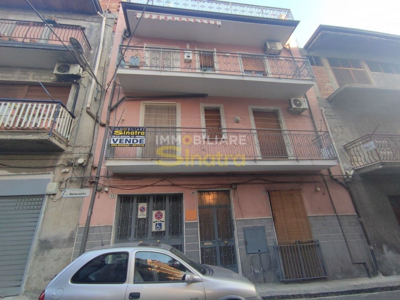 10-Zimmer Haus in Paternò, Italy, Nr. 168695