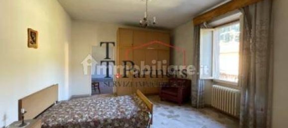 5 bedrooms House in Calenzano, Italy No. 79530 14