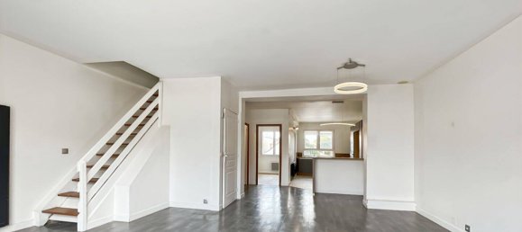 2 Schlafzimmer Doppelhaus in Sainte-Genevieve-des-Bois, France, Nr. 279555 3