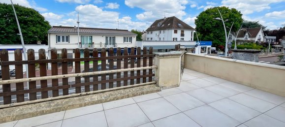 2 Schlafzimmer Doppelhaus in Sainte-Genevieve-des-Bois, France, Nr. 279555 5