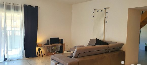 Casa de 3 dormitorios en Mornac, France No. 321024 13