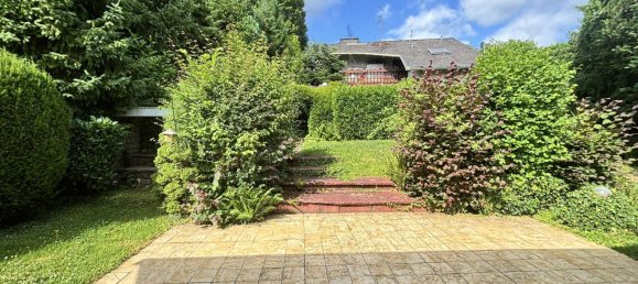 3 bedrooms House in Wiesbaden, Germany No. 249139 2