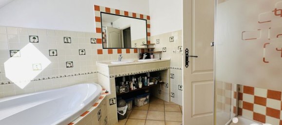 4 Schlafzimmer Haus in Bullion, France, Nr. 331282 13