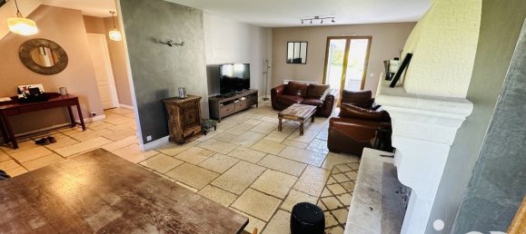 4 Schlafzimmer Haus in Bullion, France, Nr. 331282 7