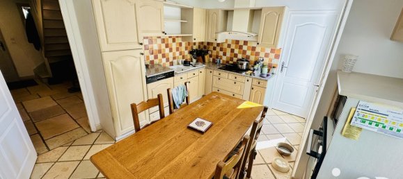 4 Schlafzimmer Haus in Bullion, France, Nr. 331282 8