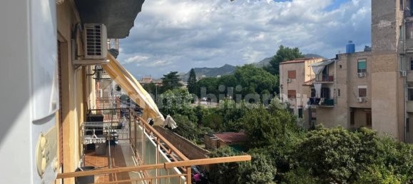 2 bedrooms Apartment in Palermo, Italy No. 52274 27