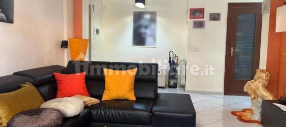 2 bedrooms Apartment in Palermo, Italy No. 52274 3