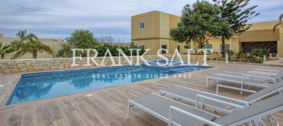 6 bedrooms House in Ghajnsielem, Malta No. 5768 3