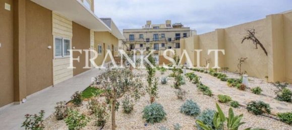 6 bedrooms House in Ghajnsielem, Malta No. 5768 20